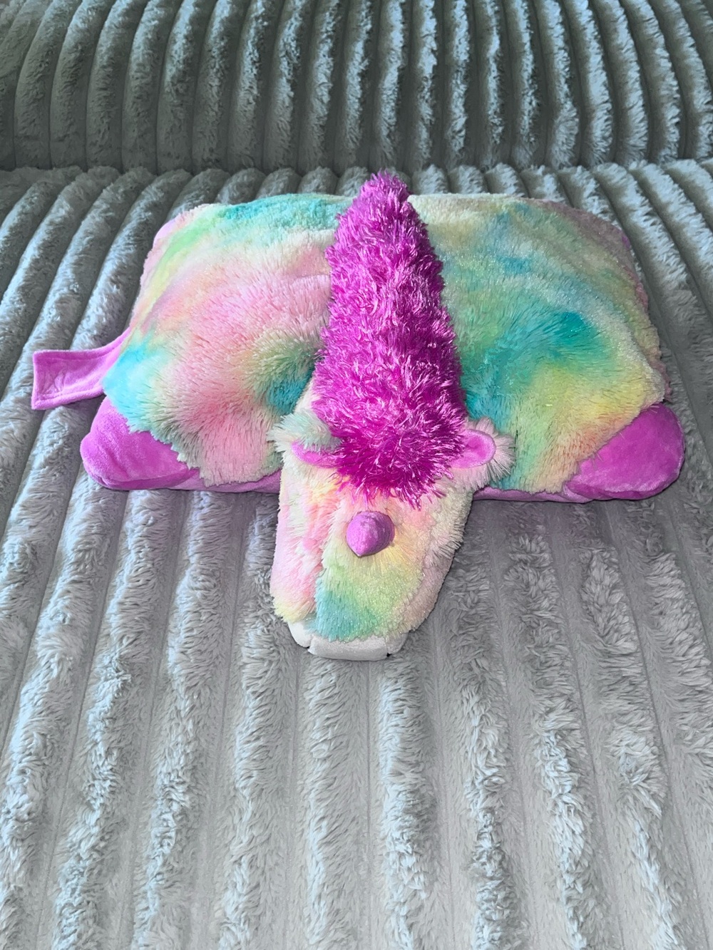 Rainbow Tie-Dye Unicorn Pillow Pets EUC 20”